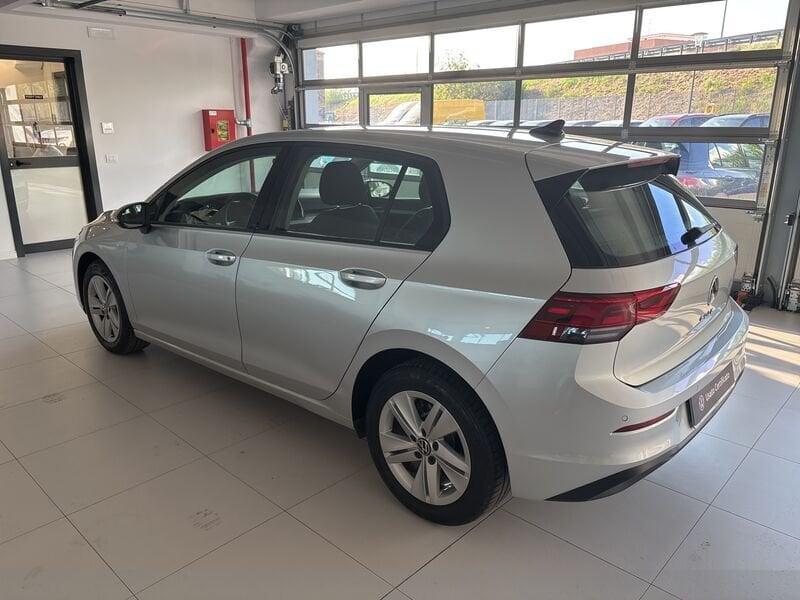 Volkswagen Golf 8 2.0 TDI SCR LIFE DSG 115 CV