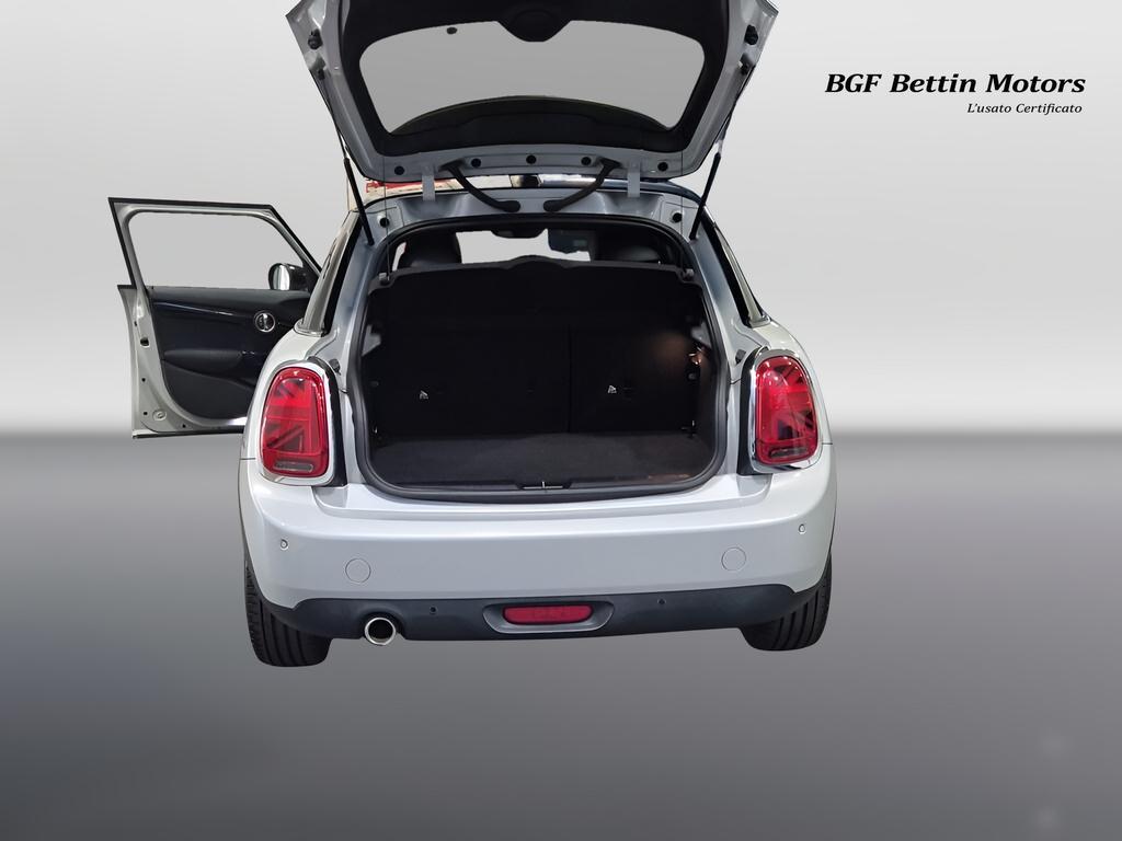 Mini Cooper D 1.5 TwinPower Turbo Cooper D Boost DCT