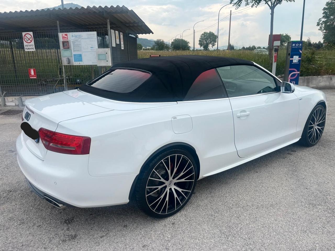 Audi A5 Cabrio 2.0 TDI F.AP. Ambiente