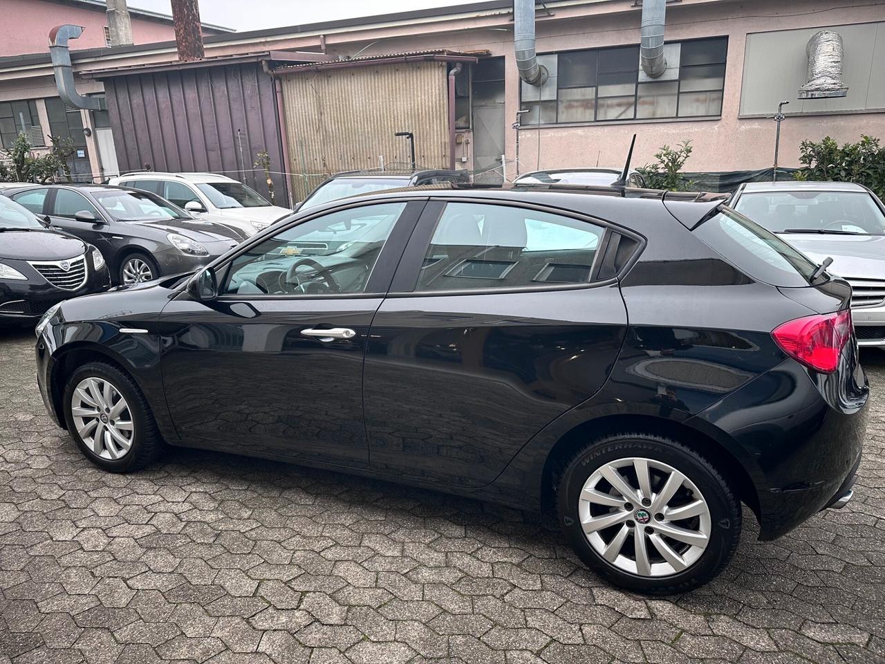 Alfa Romeo Giulietta 1.6 JTDm 120 CV Business*EURO6*CERCHI