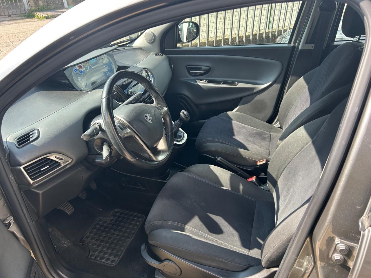 Lancia Ypsilon 1.3 MJT 16V 95 CV 5 porte S&S Unyca