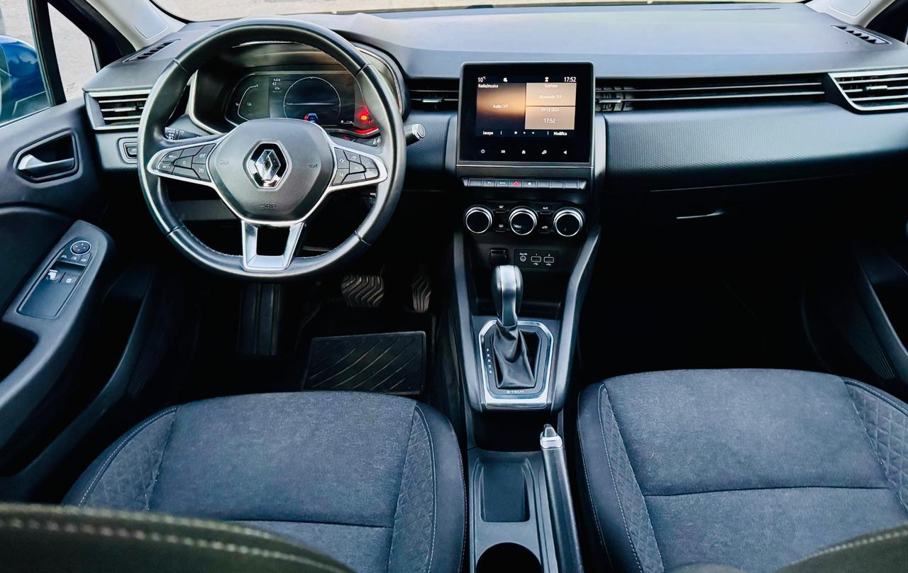 Renault Clio Full Hybrid E-Tech 140 CV 5 porte Initiale Paris