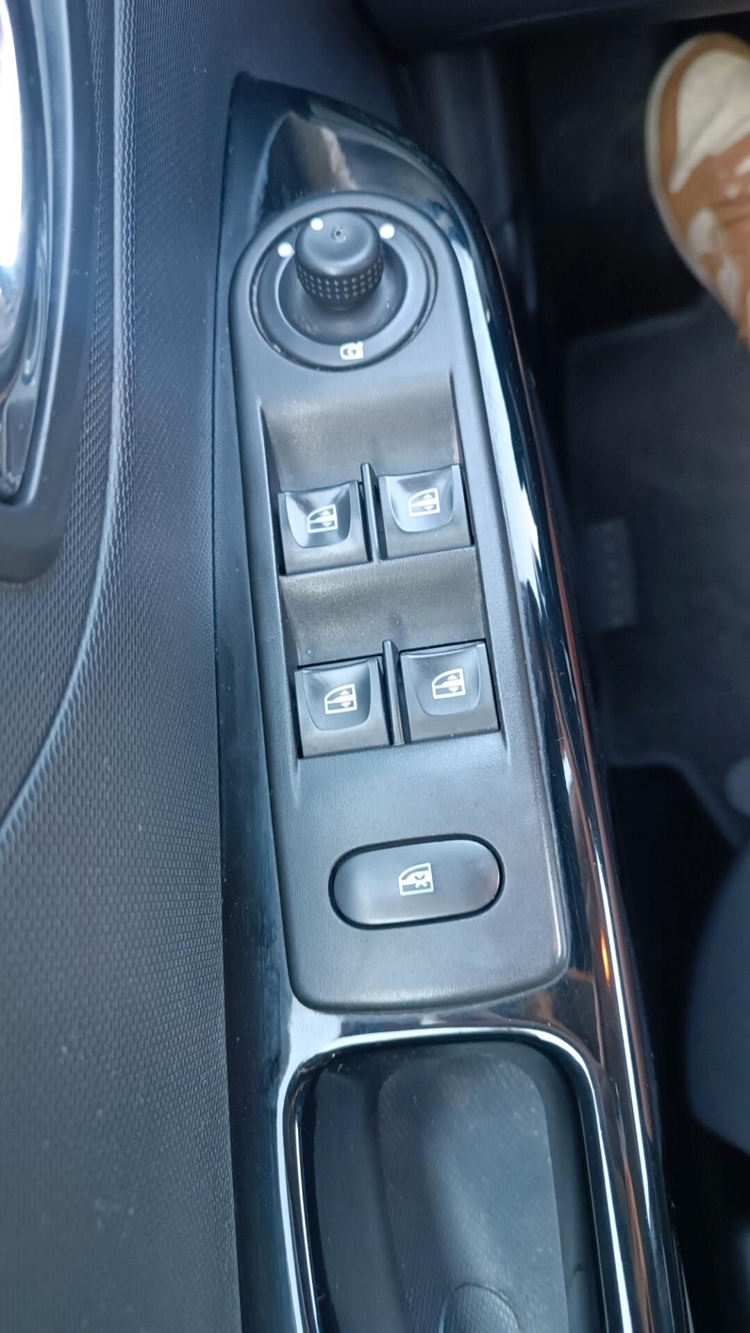 Renault Captur 1.5 dCi Neopatentati R-Link