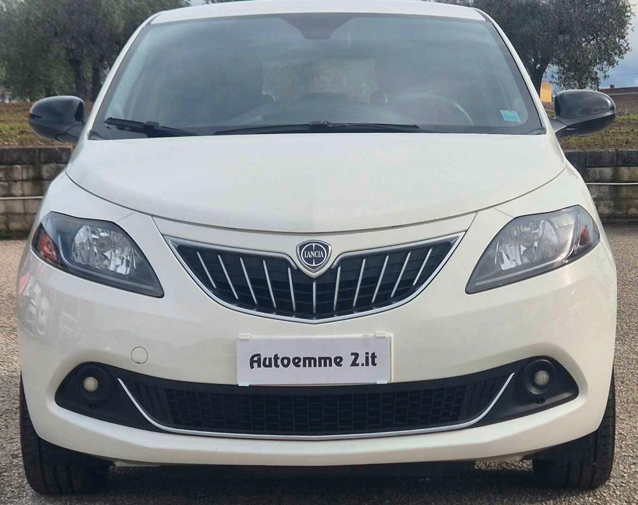 Lancia Ypsilon 1.2 69 CV 5 porte GPL Ecochic Gold casa madre