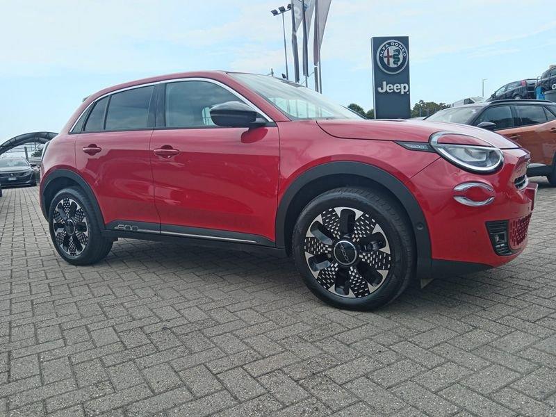 FIAT 600 1.2 Hybrid 110cv La Prima