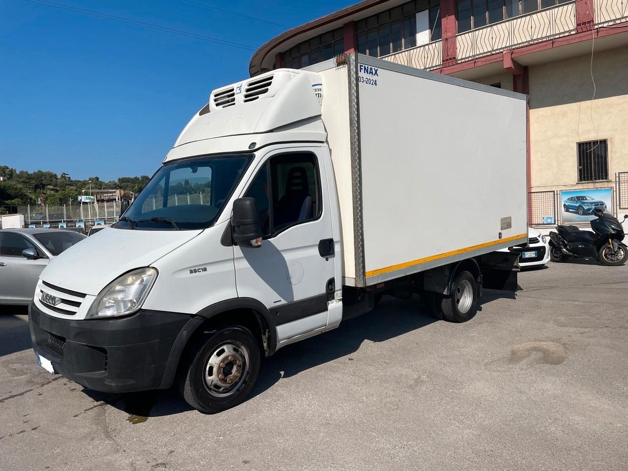 Iveco Daily 35C12 Frugonato isotermico e Frigorifero