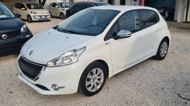 Peugeot 208 1.2 BENZINA PREZZO REALE GARANZIA 12 MESI!!! NAVIGATORE.