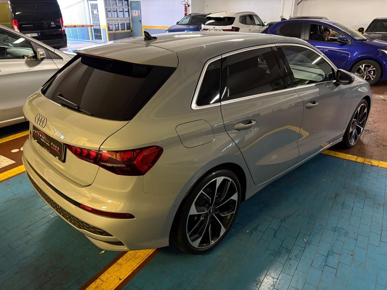 Audi A3 Sedan 35 TFSI S tronic line edition