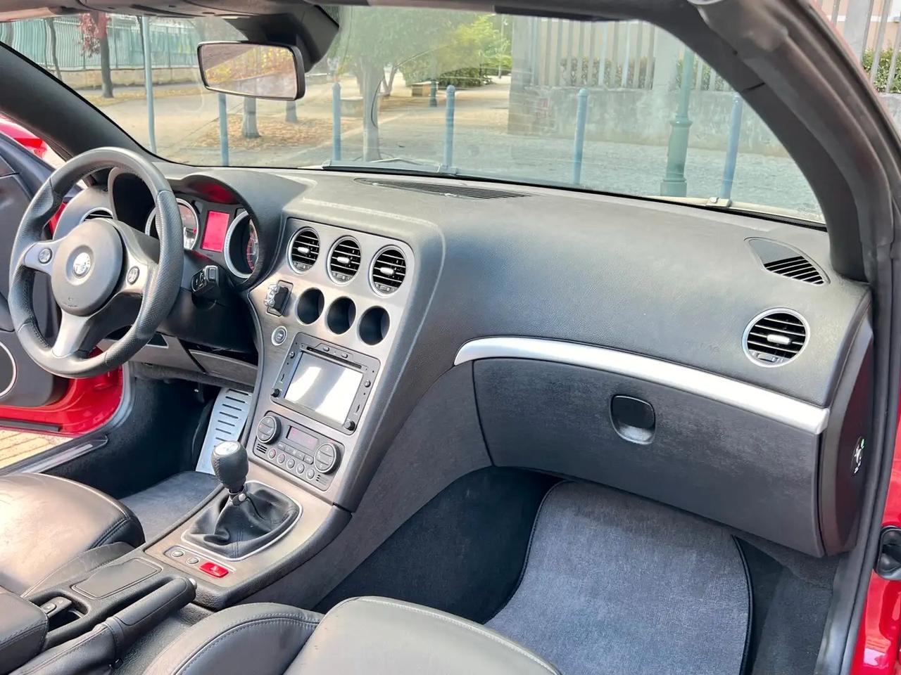 Alfa Romeo Spider 1750 TBi Turbo 200cv