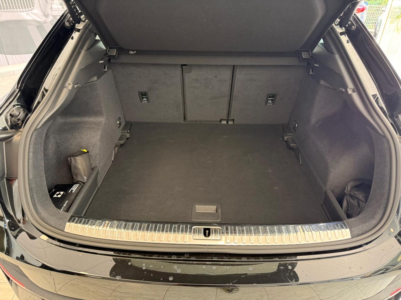 Audi Q3 quattro S tronic Identity Black TETTO FULL