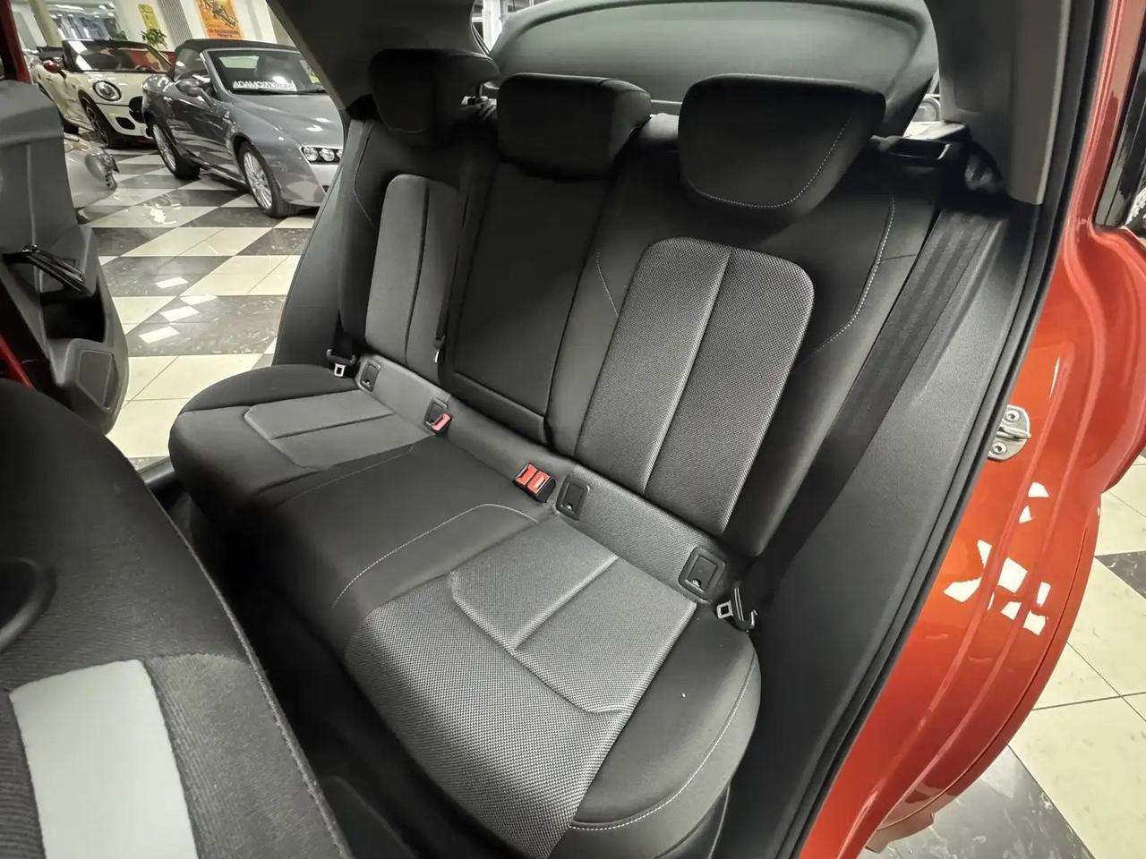 Audi Q2 30 TDI S line Edition