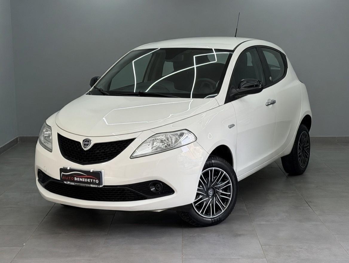 Lancia Ypsilon 0.9 TwinAir Ecochic Gold 2019