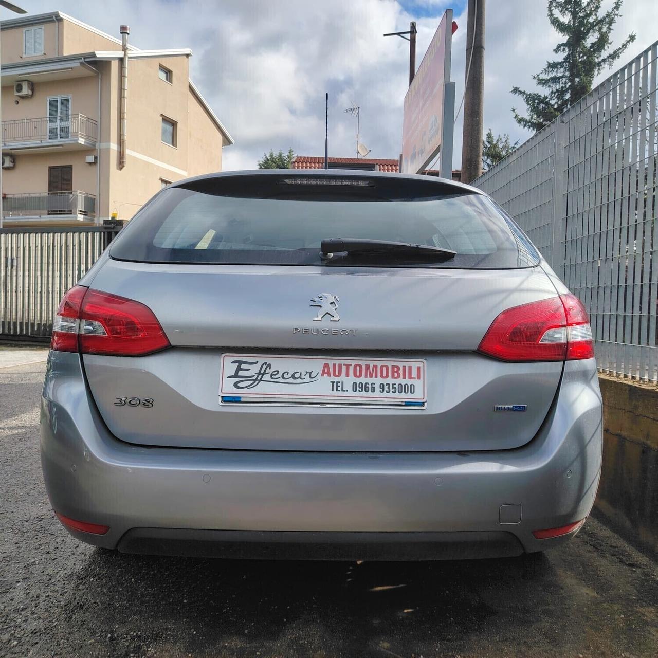 Peugeot 308 BlueHDi 120 S&S SW Allure