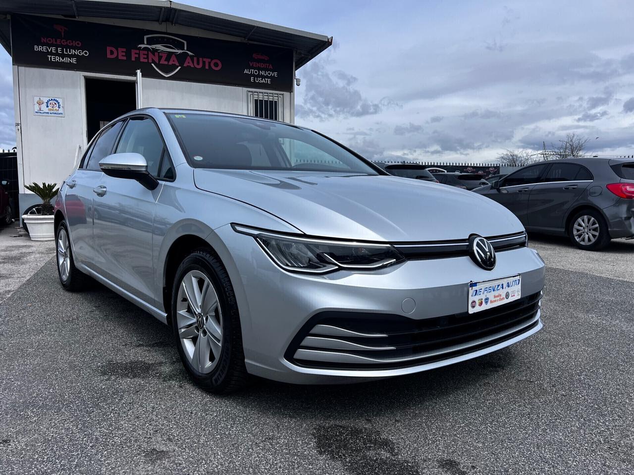 Volkswagen Golf 1.0 TSI DSG Style
