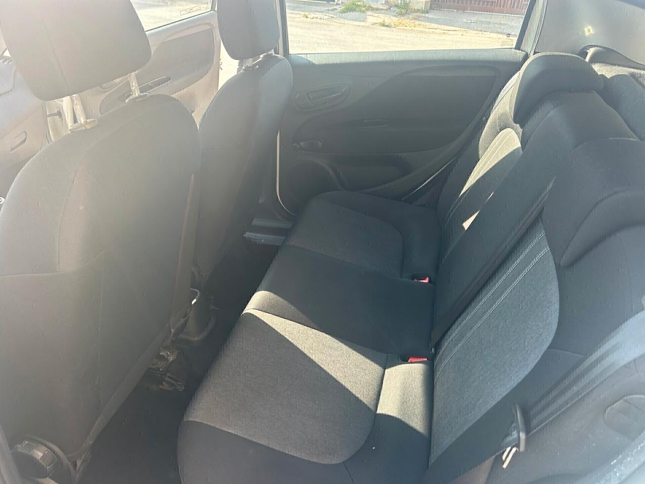 Fiat Punto 1.4 8V 5 porte Easypower Lounge GPL