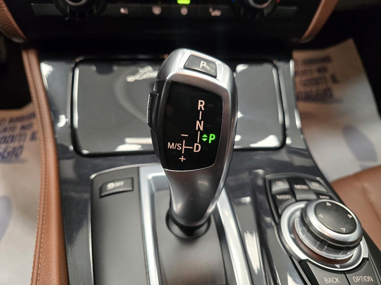 Bmw 530d Touring Business 245cv 2011