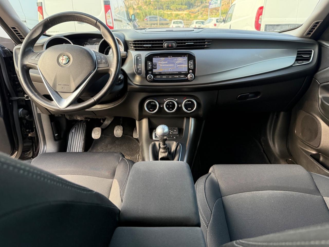 Alfa Romeo Giulietta 1.6 JTDm-2 105 CV Distinctive