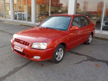 Hyundai Accent 1.3i 12V cat 5 porte GLS Max