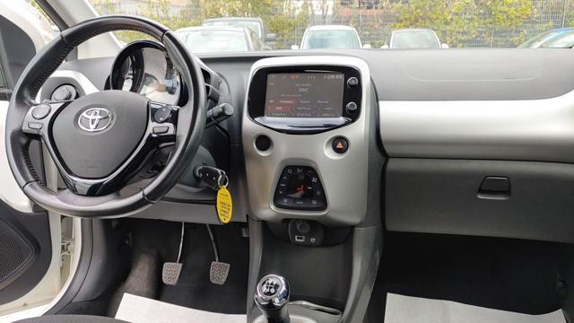 TOYOTA Aygo BUSINESS 1.0cc 71cv