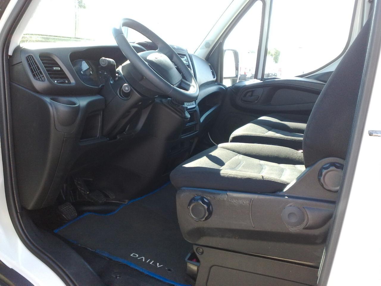 Iveco Daily 35s14 2.3hpt furgone di serie - 2018