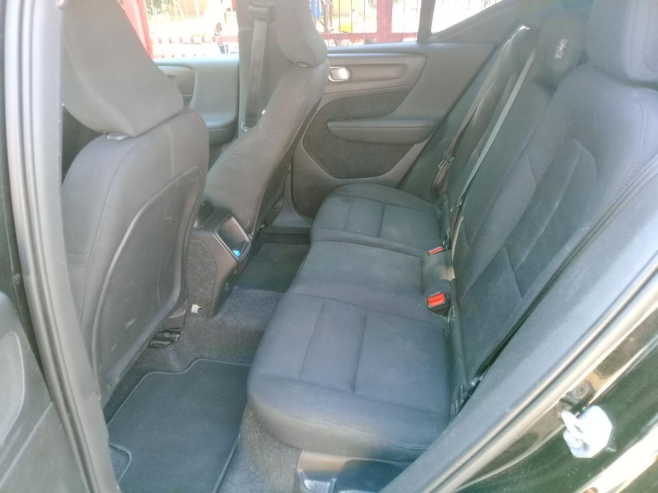Volvo XC40 Business D3  #6218