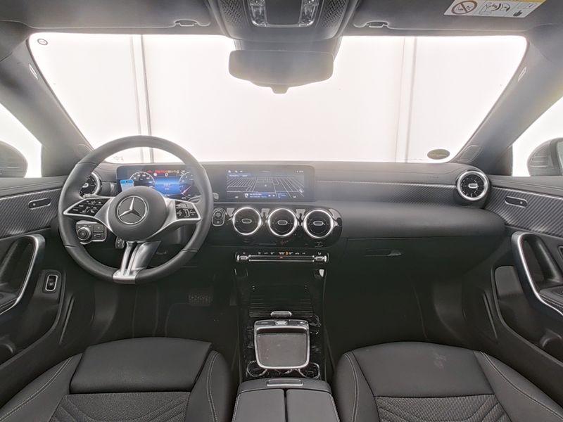 Mercedes-Benz 180 Automatic Progressive Advanced