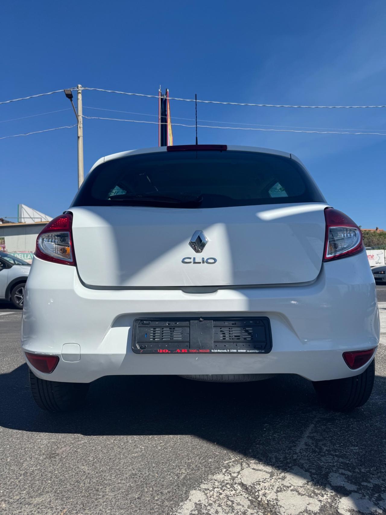 Renault Clio 1.2 16V 5 porte Luxe