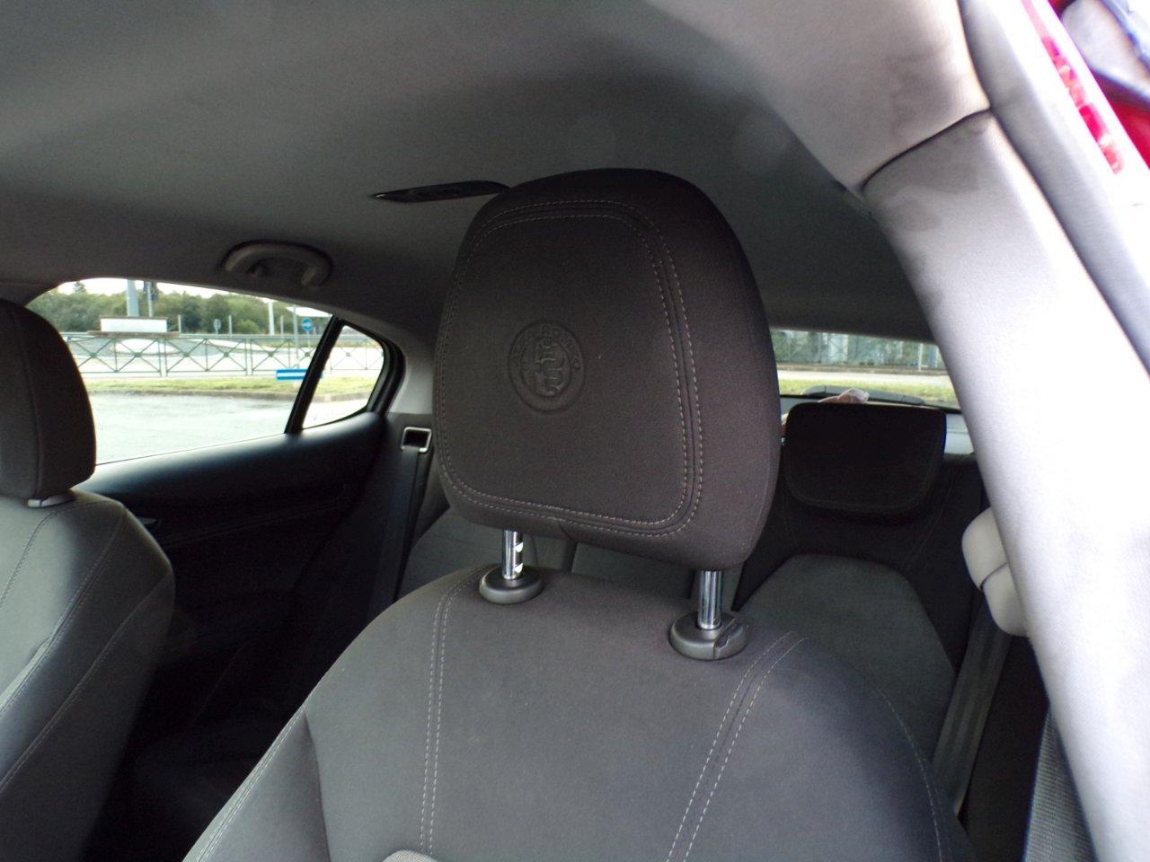 Alfa Romeo Stelvio 2.2 t Business rwd 160cv auto my19