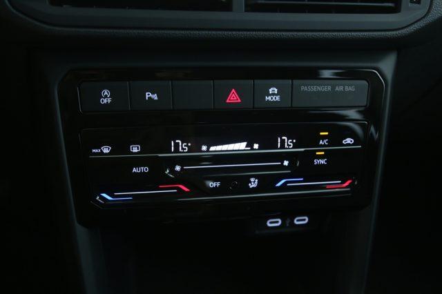 VOLKSWAGEN T-Cross 1.0 TSI 110 CV Sport / Neopatentati