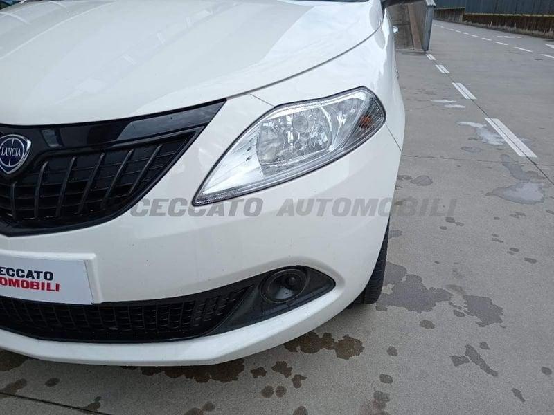 Lancia Ypsilon 1.0 firefly hybrid Oro s&s 70cv