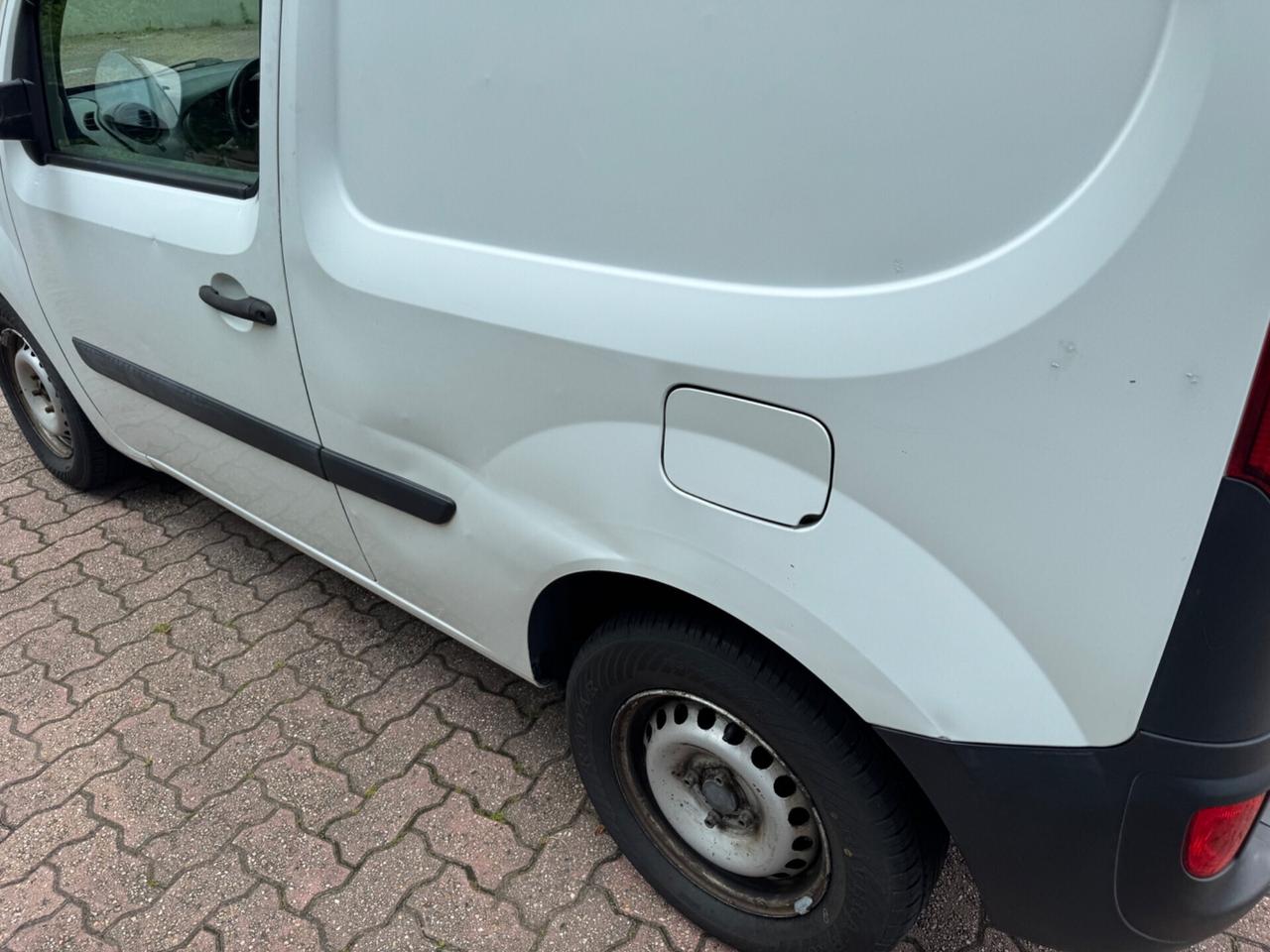 FURGONE RENAULT KANGOO