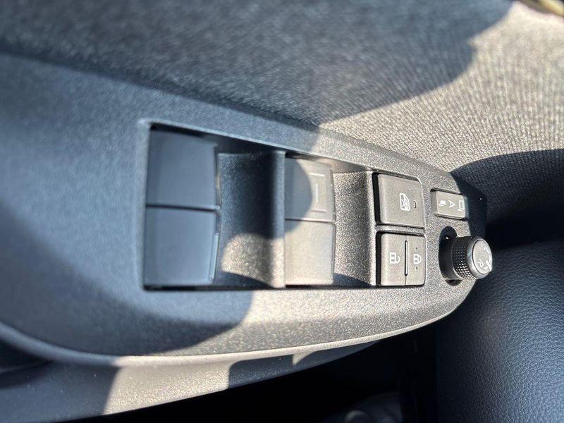 Toyota Yaris Cross 1.5H (116 CV) E-CVT Adventure