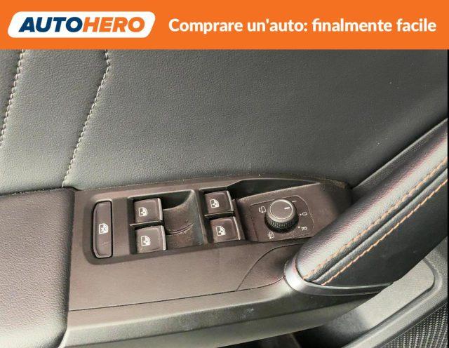 CUPRA Leon 2.0 TSI 300 CV DSG VZ Carbon