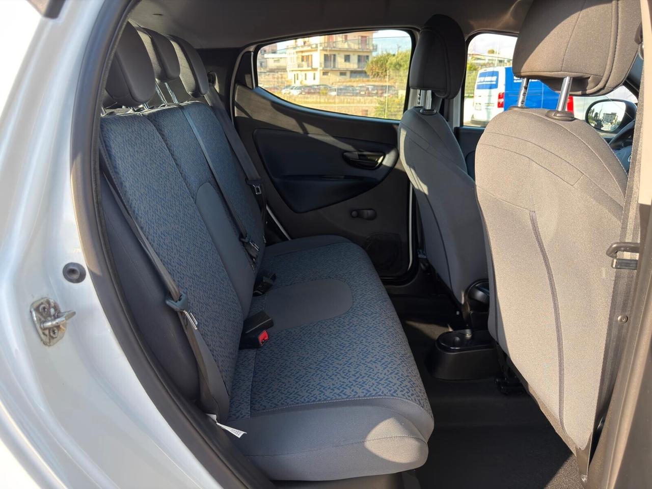 Lancia Ypsilon Hybrid Gold 2023 Nav e Retrocamera