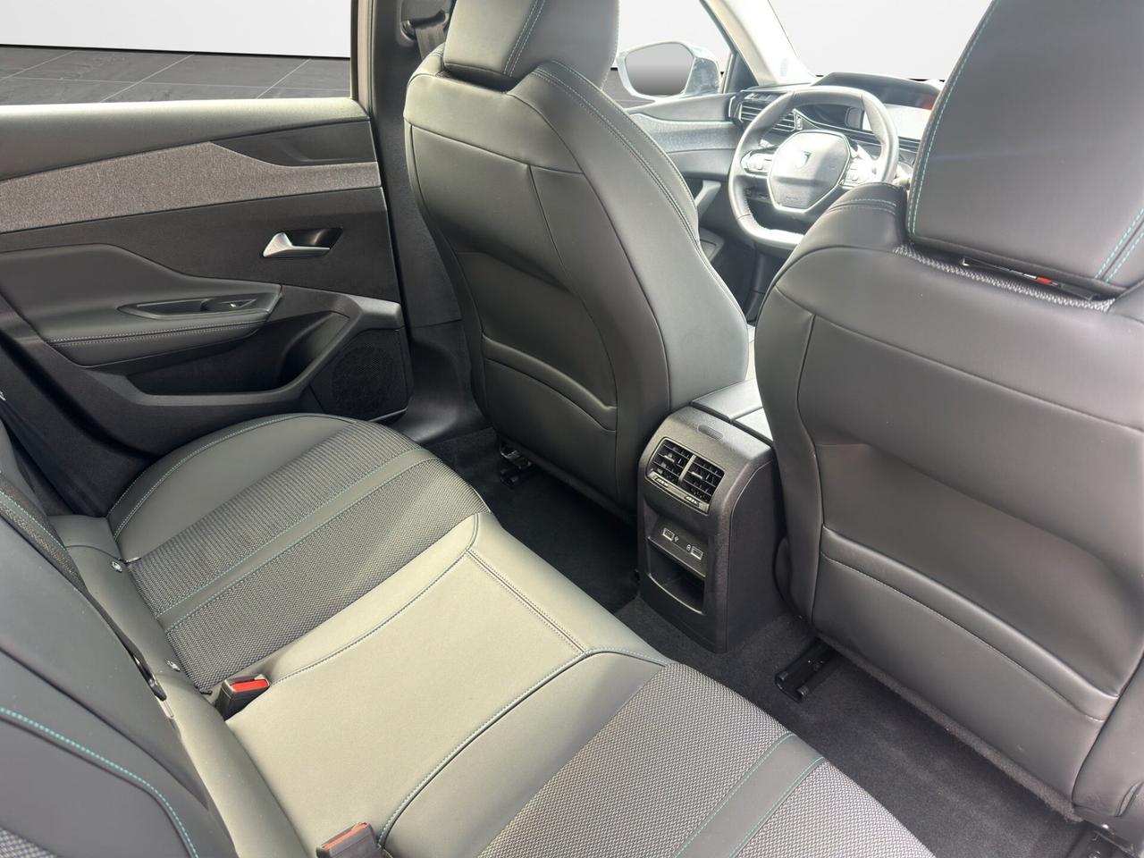 Peugeot 308 BlueHDi 130 S&S EAT8 Allure