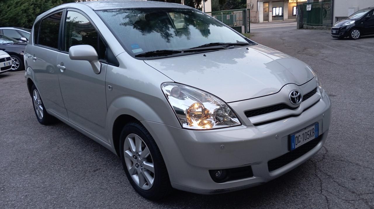 Toyota Corolla Verso 1.8 16V 5Posti