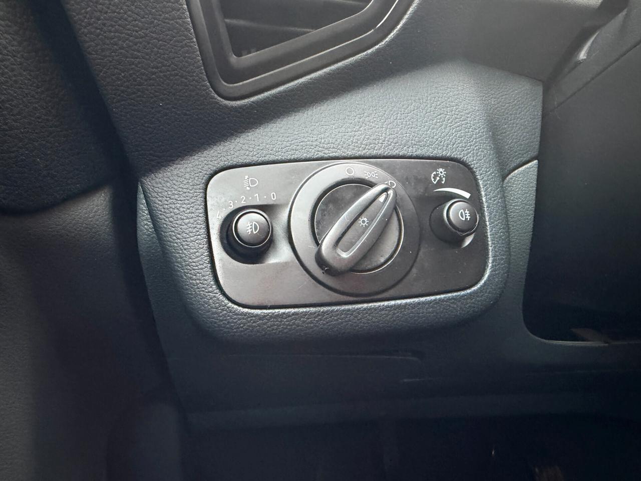 FORD C-MAX 2013 1.6 BENZINA/GPL 120 CV