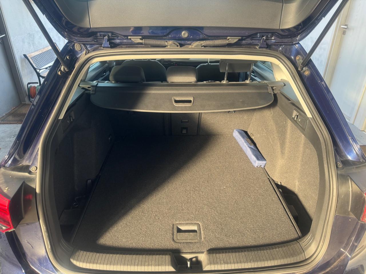 Volkswagen Golf Variant 1.0 eTSI EVO DSG Life