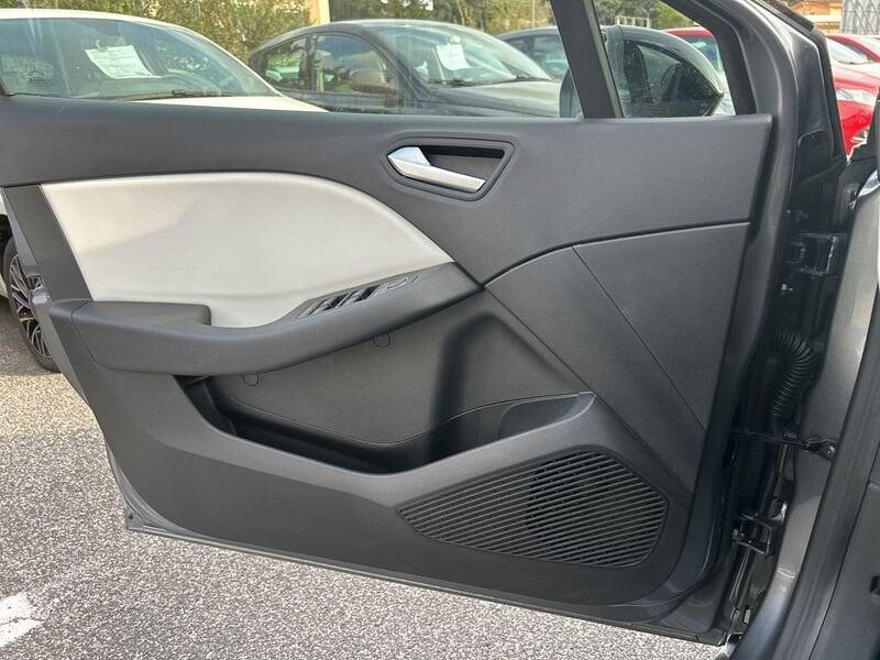 Renault Clio V 2019 1.0 tce Intens Gpl 100cv my21