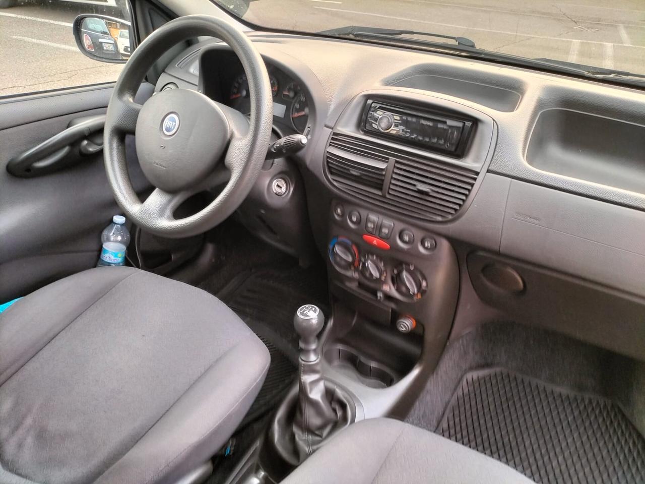 Fiat Punto 1.2i benzina euro 4 OK NEOPATENTATI