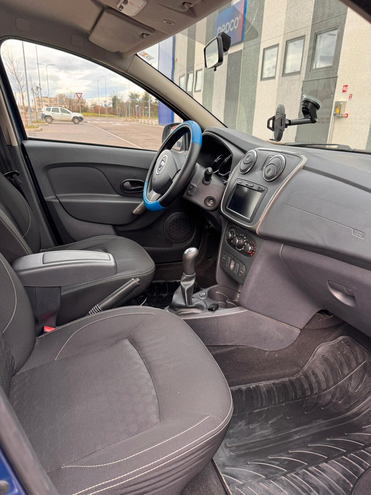 DACIA SANDERO GPL 2014 OK NEOPATENTATI GARANZIA 12 MESI