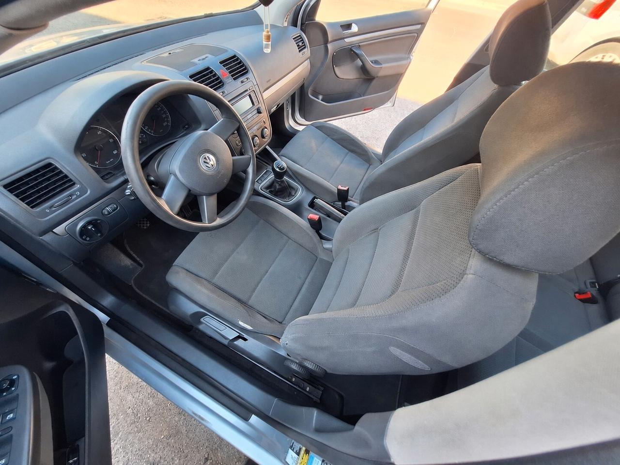 Volkswagen Golf 2.0 16V TDI 5p. Comfortline NEOPATENTATI OCCASIONE