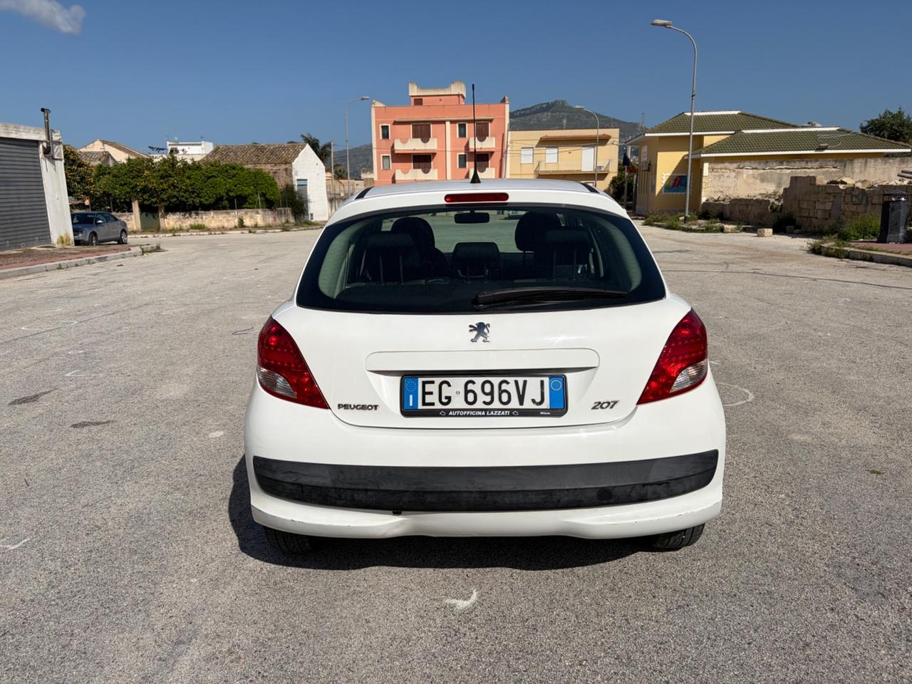 Peugeot 207 1.4 HDi 70CV 5p. Active