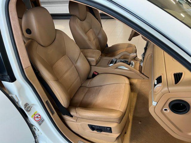 PORSCHE Cayenne GTS 4.8 405CV BIANCA & BEIGE ! SERVICE PORSCHE !