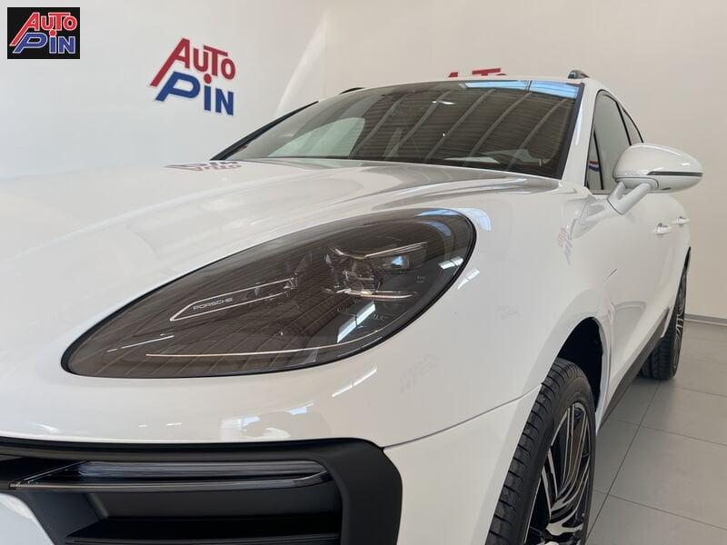 Porsche Macan 2.0 "Keyless entry"ACC*21”