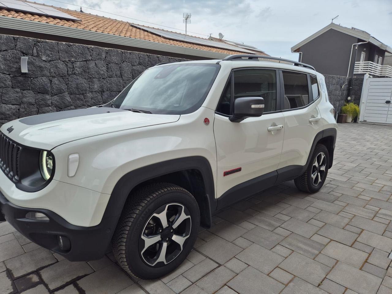 Jeep Renegade 2.0 Mjt 170CV 4WD Active Drive Low Trailhawk
