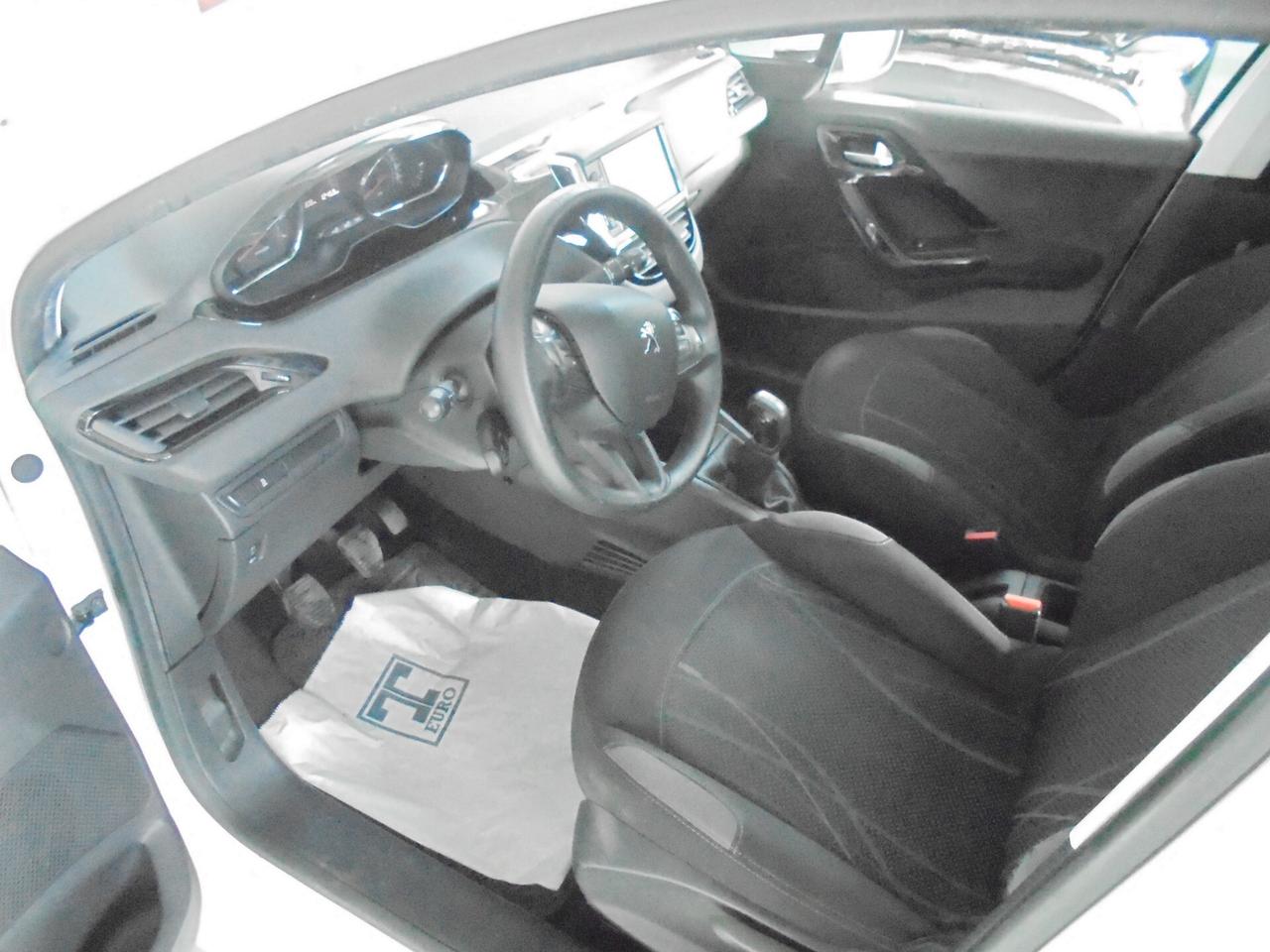 Peugeot 208 1.2 VTi 82 CV 5 porte Active