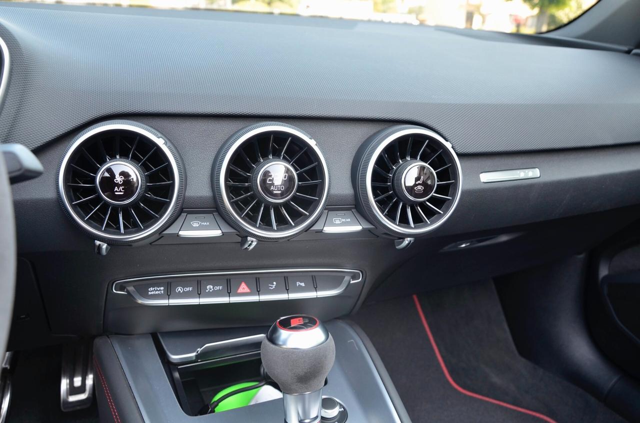 AUDI TT ROADSTER 40 2.0 TFSI S-TRONIC S-LINE COMPETITION PLUS 197cv, GARANZIA UFF BMW, SERVICE AUDI, EURO 6D, 20", NAVI, PERMUTE