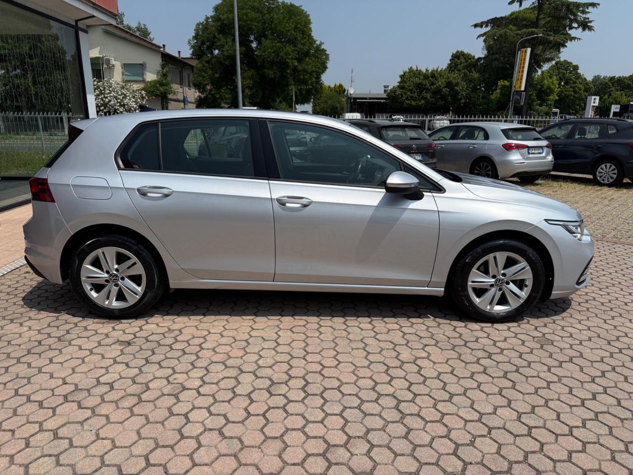 Volkswagen Golf 1.5 TGI DSG Life