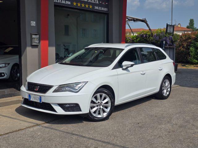 SEAT Leon 1.6 TDI 115 CV ST Style LED Navi ACC Radar SensPAR